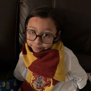 Meet your Posher, Sonya lee